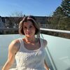  ,  Arina, 28