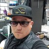  ,  patron, 32