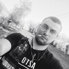  -,  Denis, 22